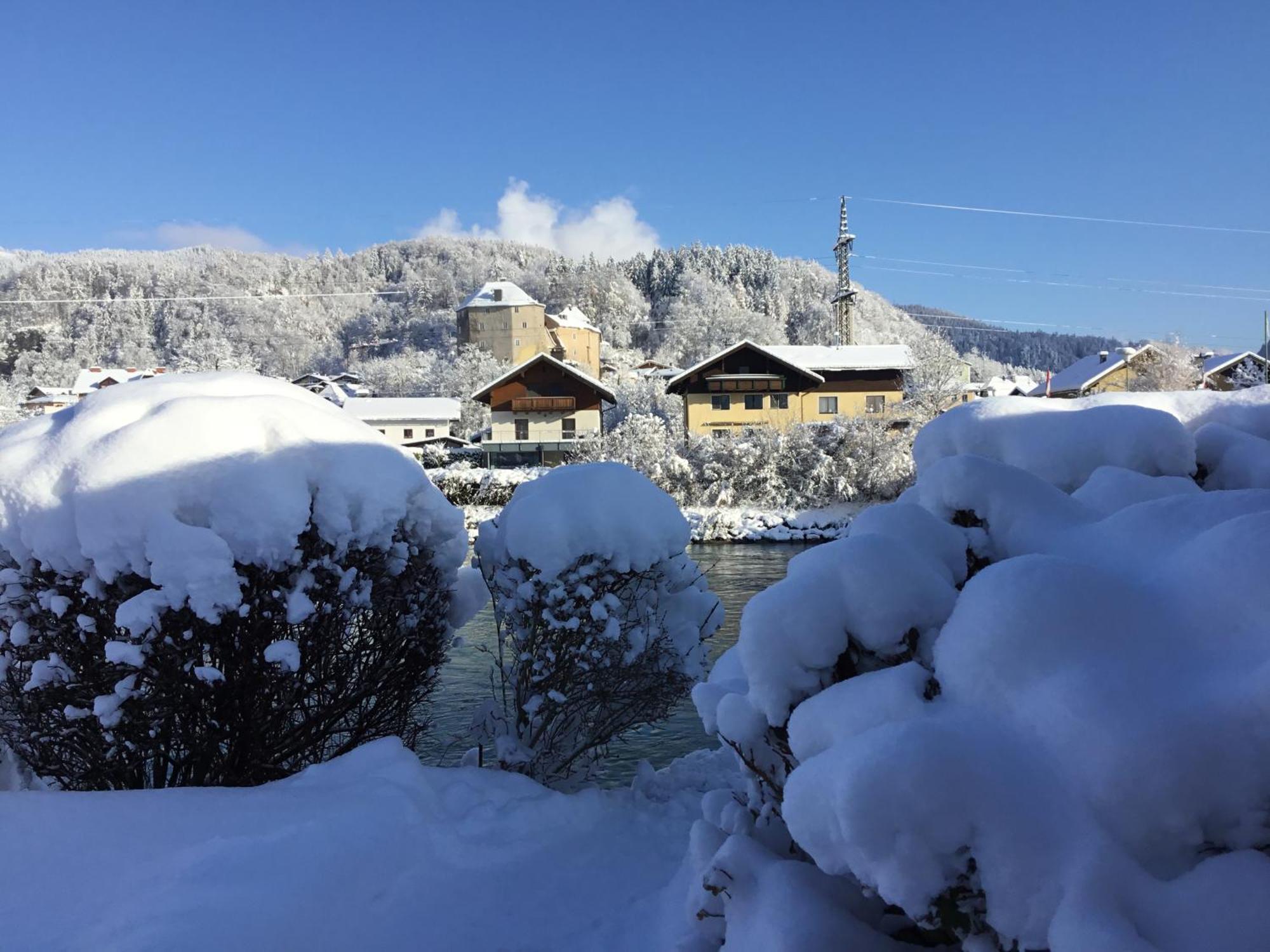 Ferienwohnung Neureiter Голлинг-на-Хальцахе Экстерьер фото